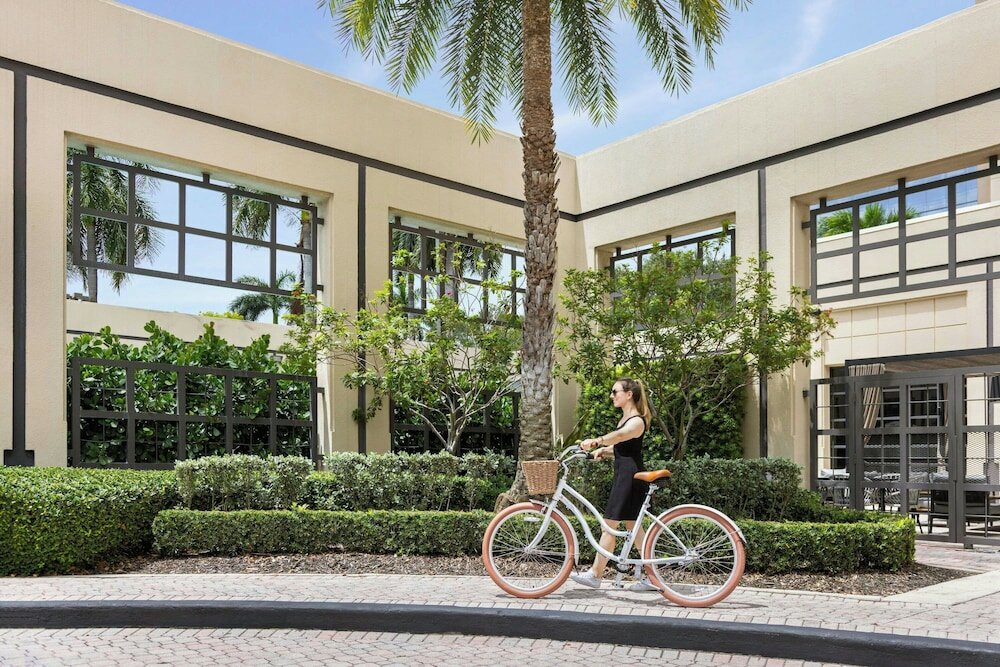 Фото Boca Raton Marriott at Boca Center