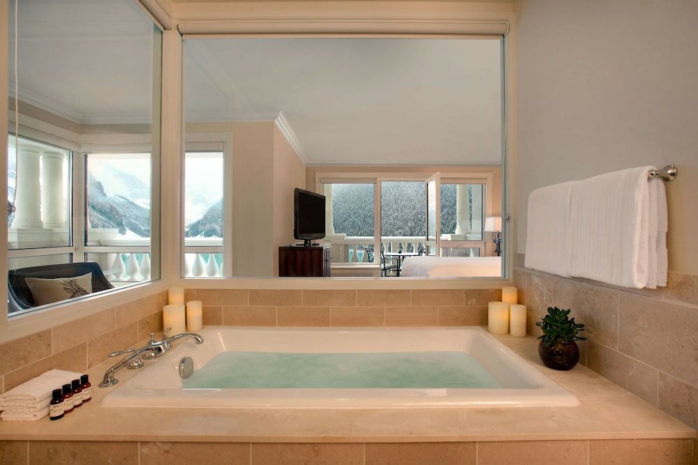 Фото Fairmont Chateau Lake Louise