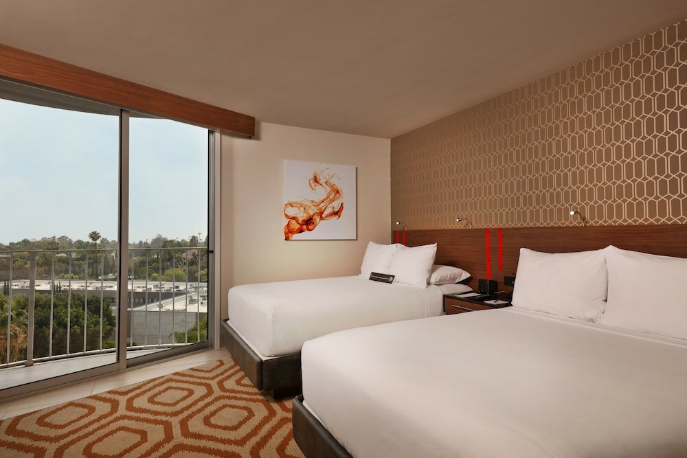 Фото Hotel Angeleno