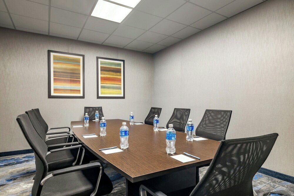 Фото Fairfield Inn & Suites by Marriott West Monroe