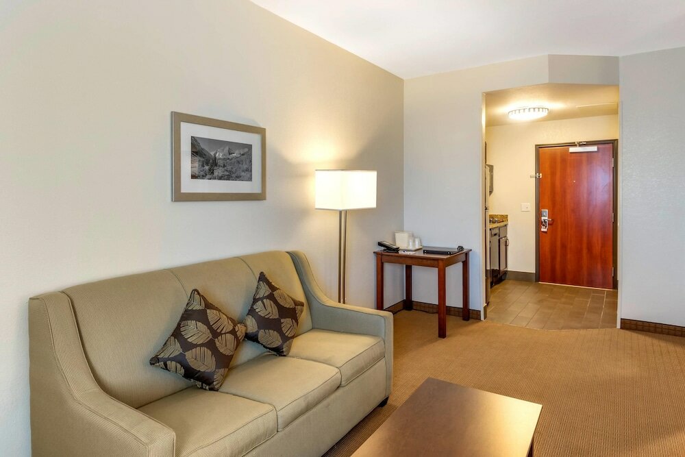 Фото MainStay Suites Near Denver Downtown