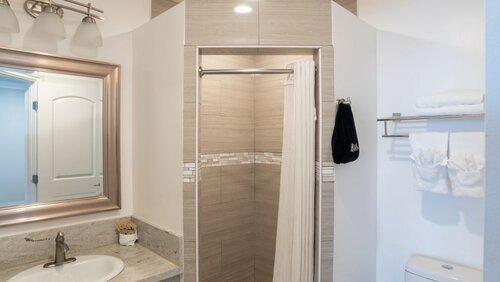 Гостиница Crystal Lodge Motel в Вентуре