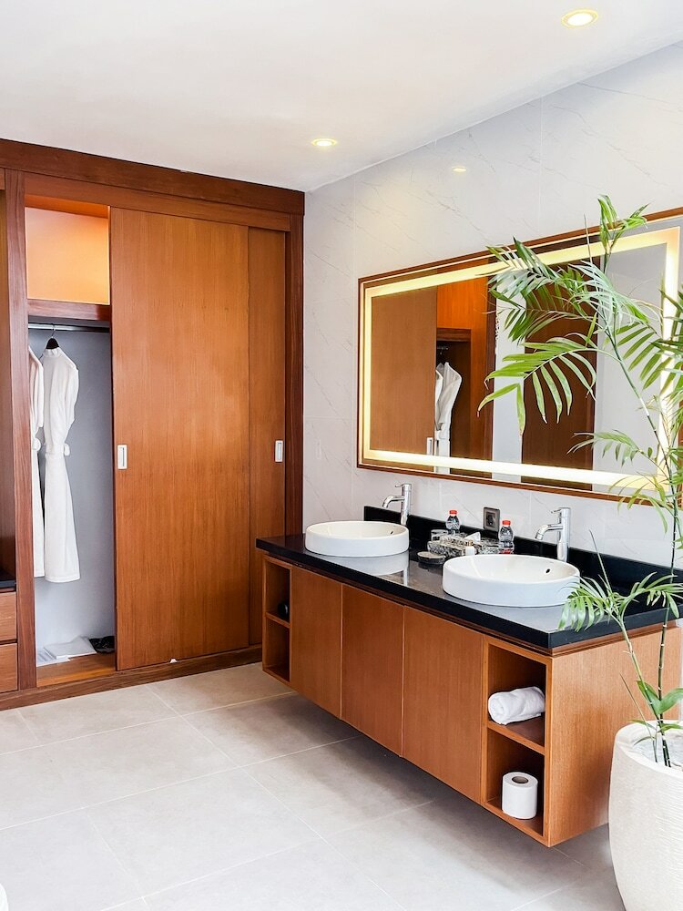 Фото Pradha Villas Seminyak