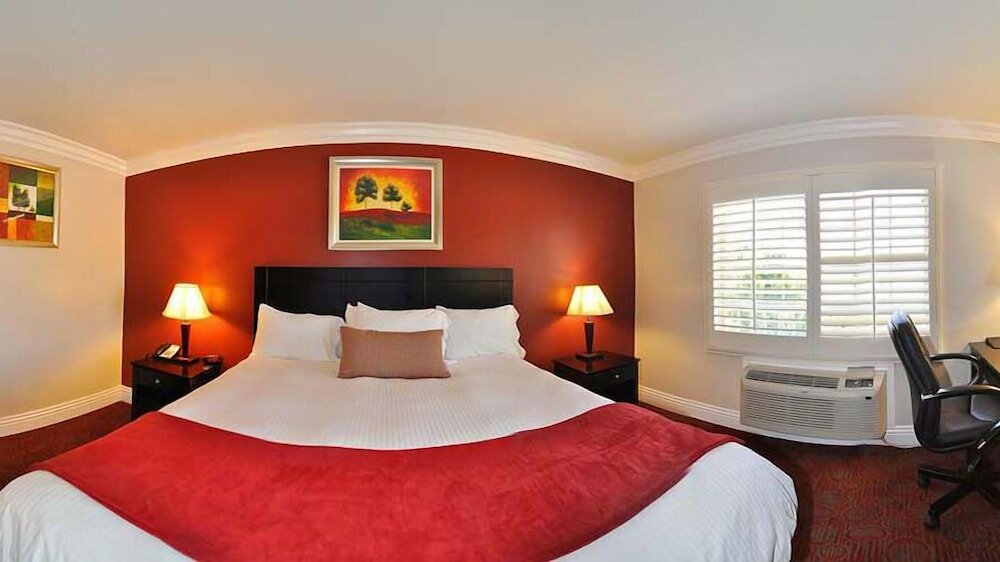 Фото Best Western Burbank Airport Inn