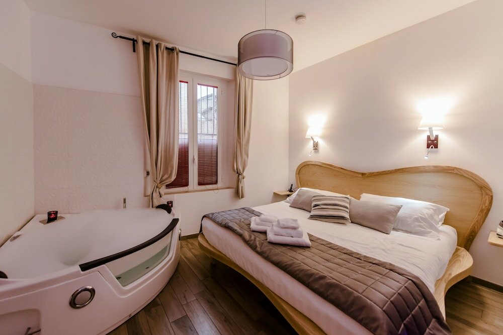 Фото Flatinrome Trastevere Deluxe Rooms