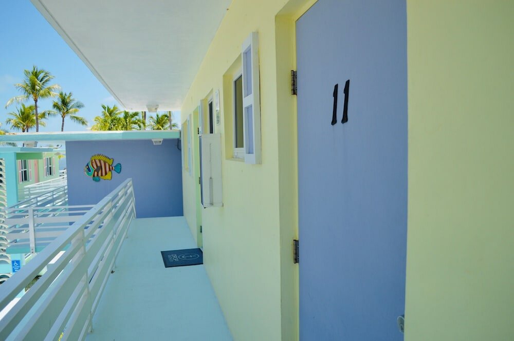 Фото Drop Anchor