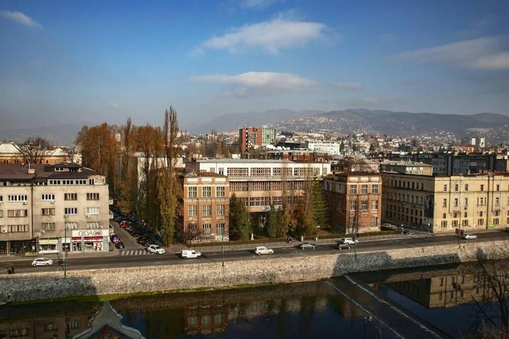 Фото Courtyard Sarajevo