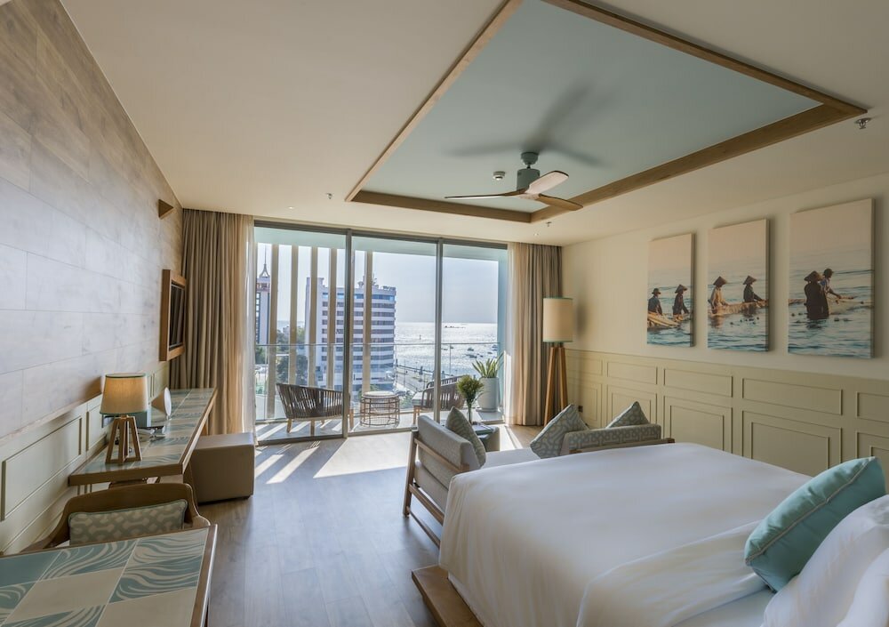 Фото Fusion Suites Vung Tau