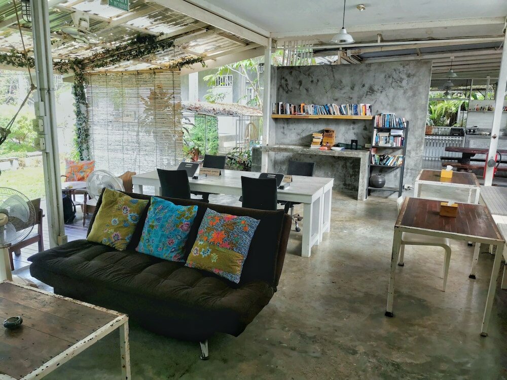 Фото Glur Hostel Aonang