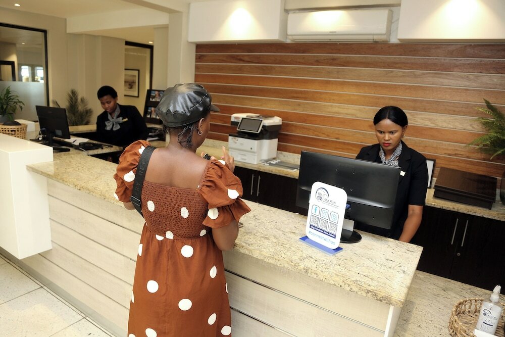 Фото Blue Lagoon Hotel and Conference Centre