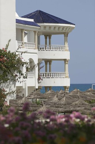 Гостиница Golden Tulip Taj Sultan в Хаммамете