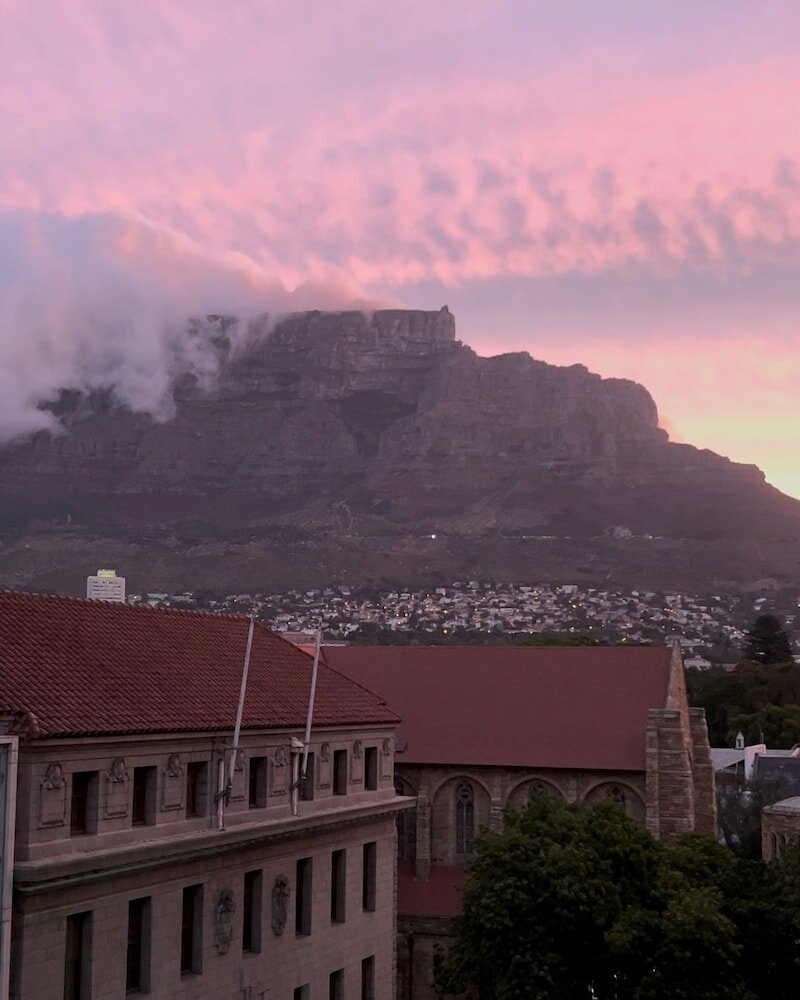 Фото Mandela Rhodes Place Hotel