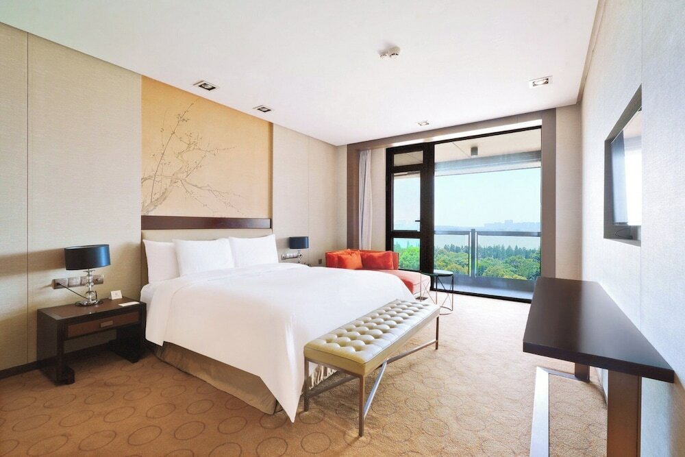 Фото Crowne Plaza Xuzhou Dalong Lake, an Ihg Hotel