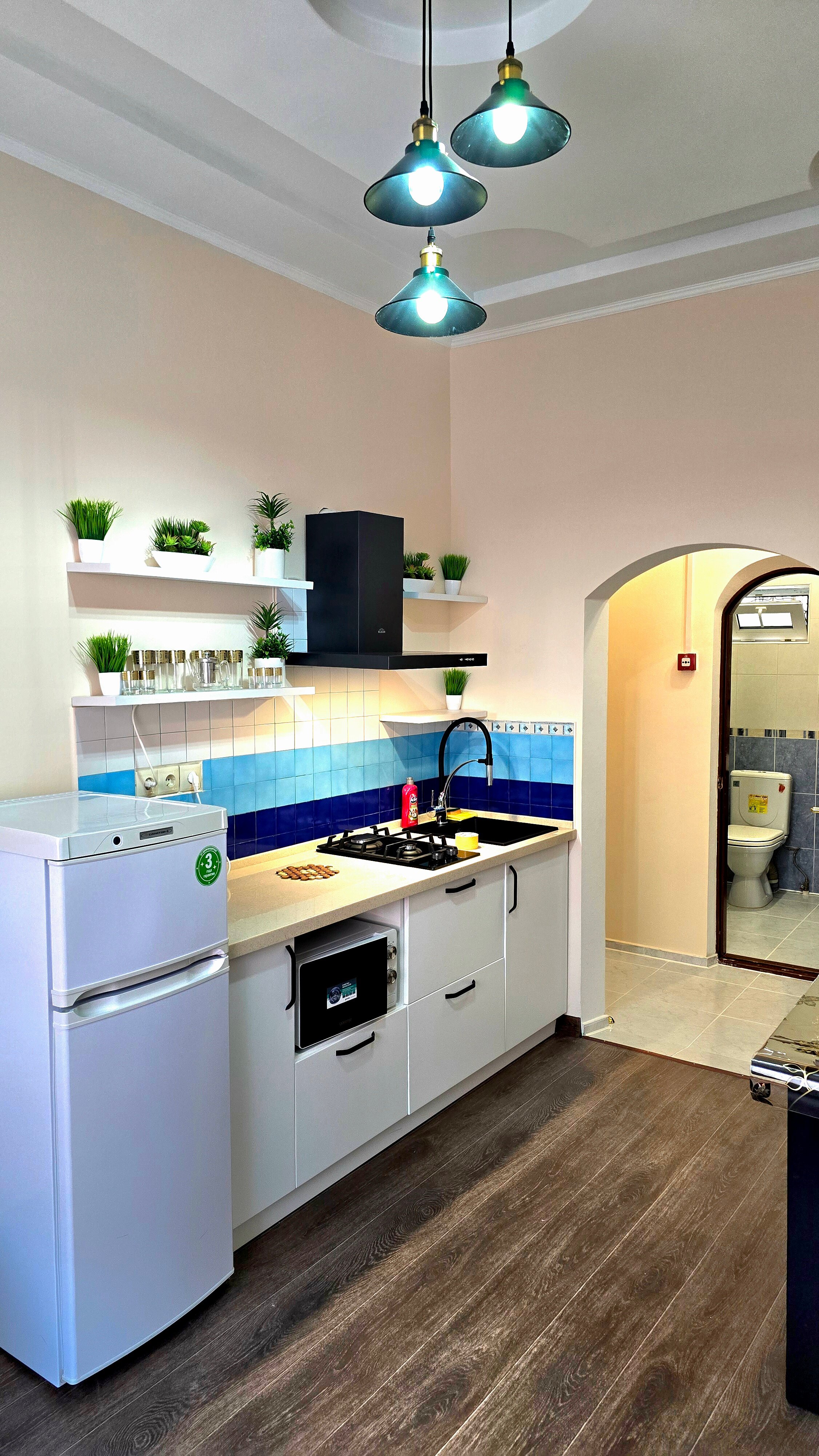 Фото Нарзан Вест