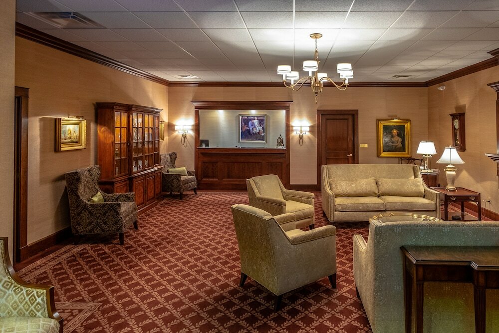 Фото Bell Tower Hotel