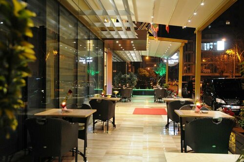 Гостиница Golden Deluxe Hotel в Адане