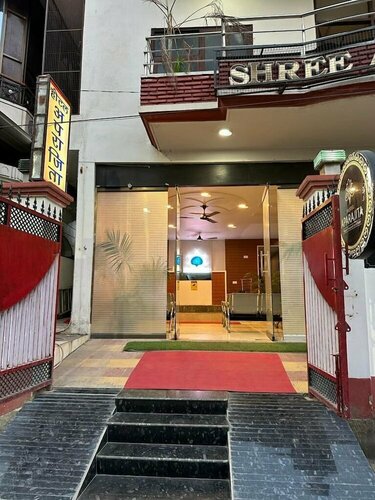 Hotel Aparajita