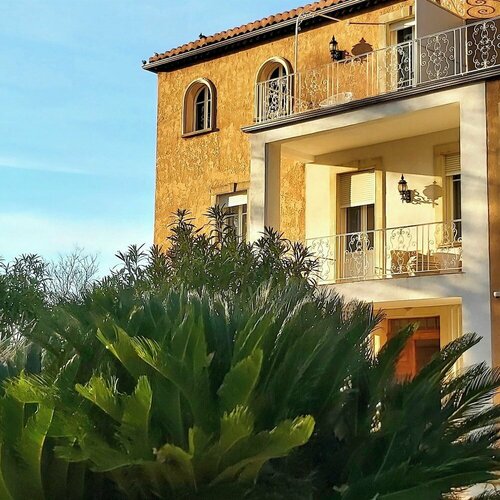 Гостиница Domaine de la Nerthe в Истре