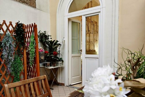 Гостиница Artistic Charming House в Казерте