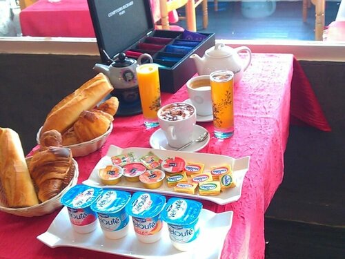 Гостиница Hôtel Restaurant Le Hussard в Алансоне