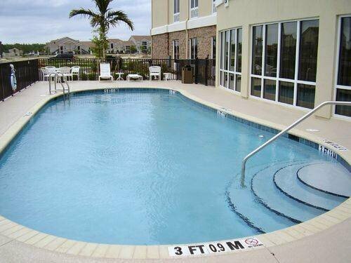 Гостиница Holiday Inn Express Hotel & Suites Fort Myers East - The Forum, an Ihg Hotel в Форте Майерсе