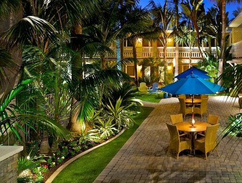Гостиница Ocean Palms Beach Resort в Карлсбаде