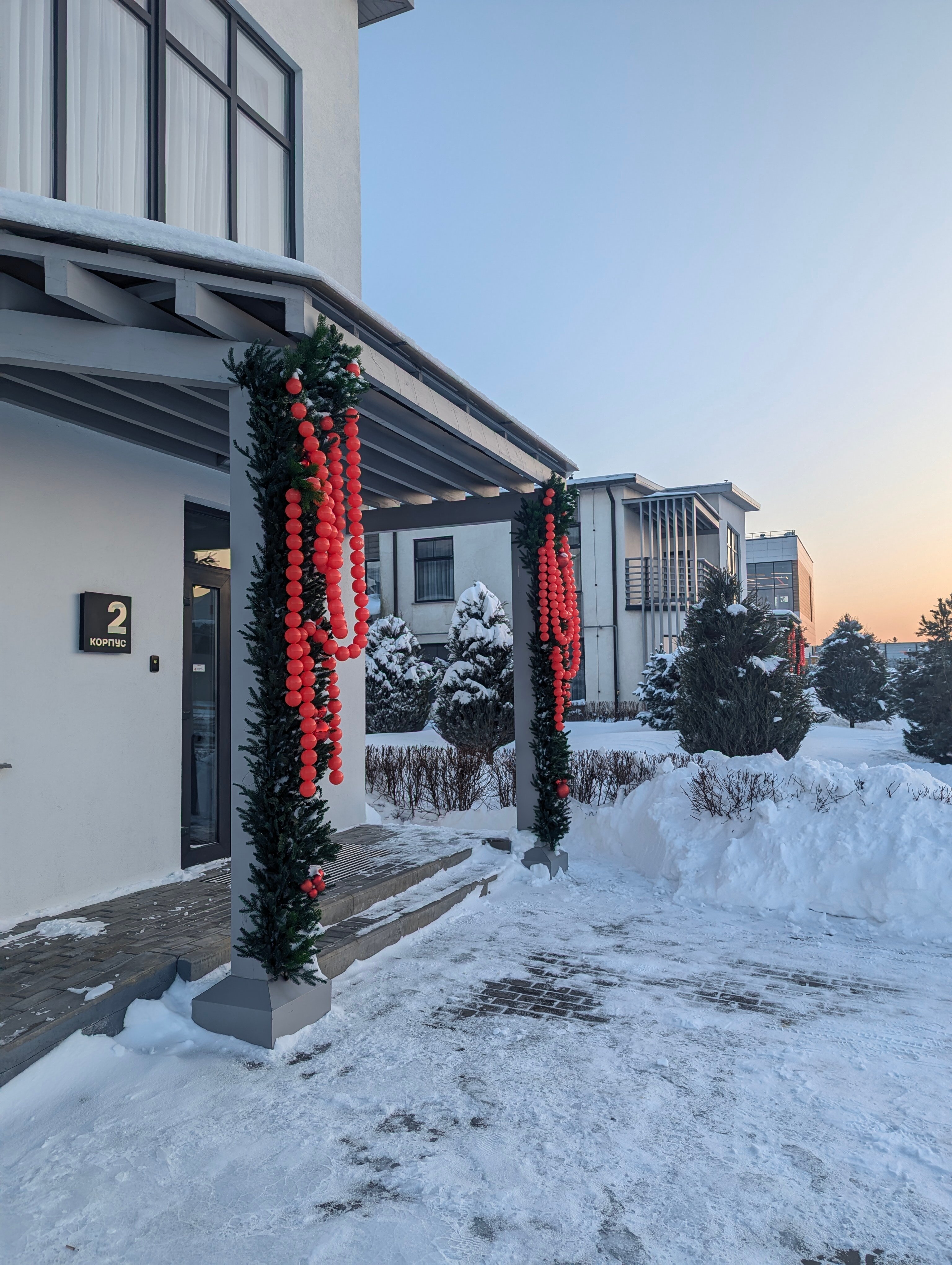 Фото Romanovo Hotel