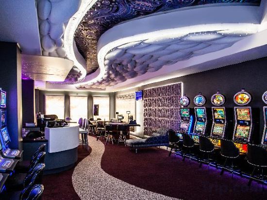 Фото Avani Windhoek Hotel & Casino