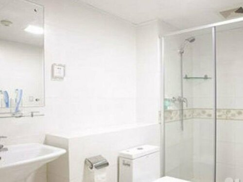 Гостиница 7 Days Inn Pingliang Jiefang Road Branch в Ганьсу