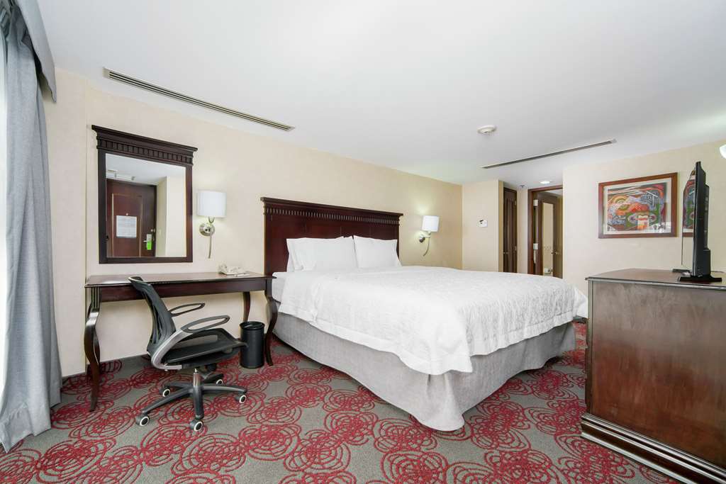 Фото Hampton Inn & Suites Mexico City Centro Historico