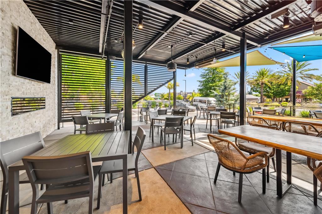 Фото Best Western Plus Hilltop Inn