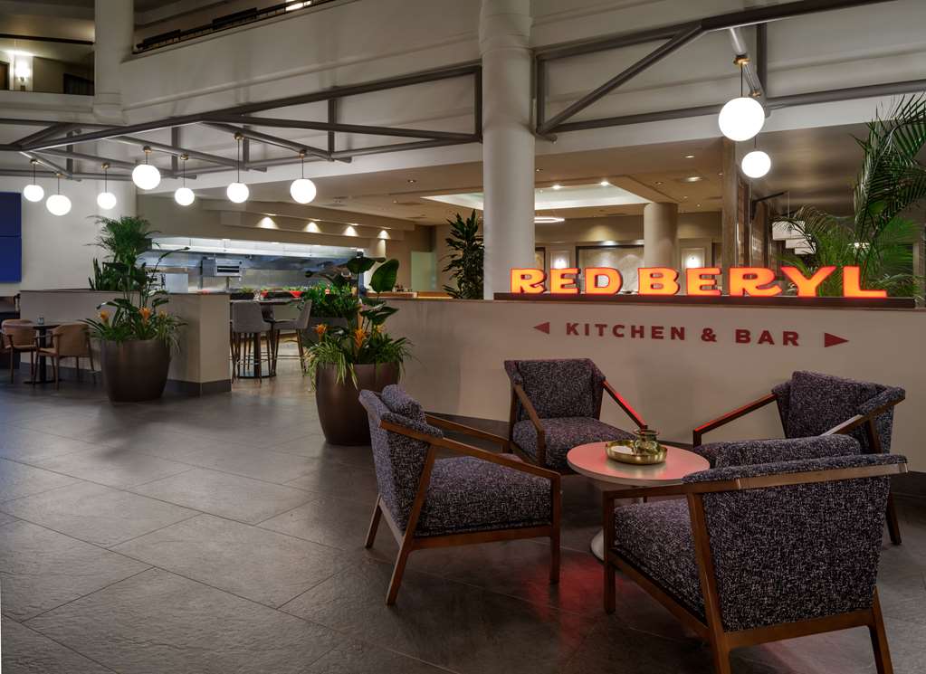 Фото DoubleTree Suites by Hilton Hotel Salt Lake City