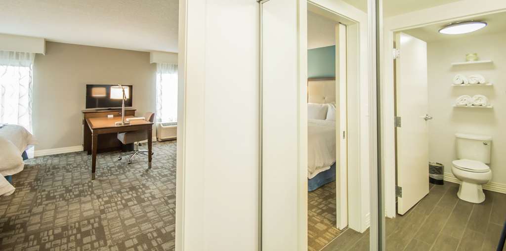 Фото Hampton Inn & Suites Orlando At SeaWorld