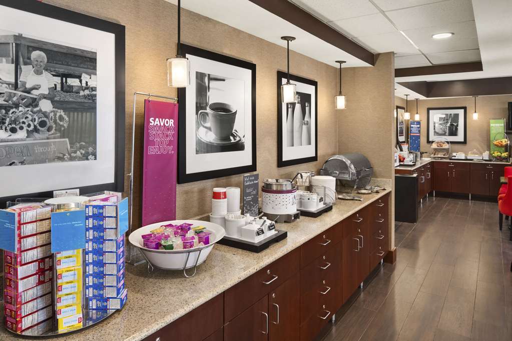 Фото Hampton Inn Findlay