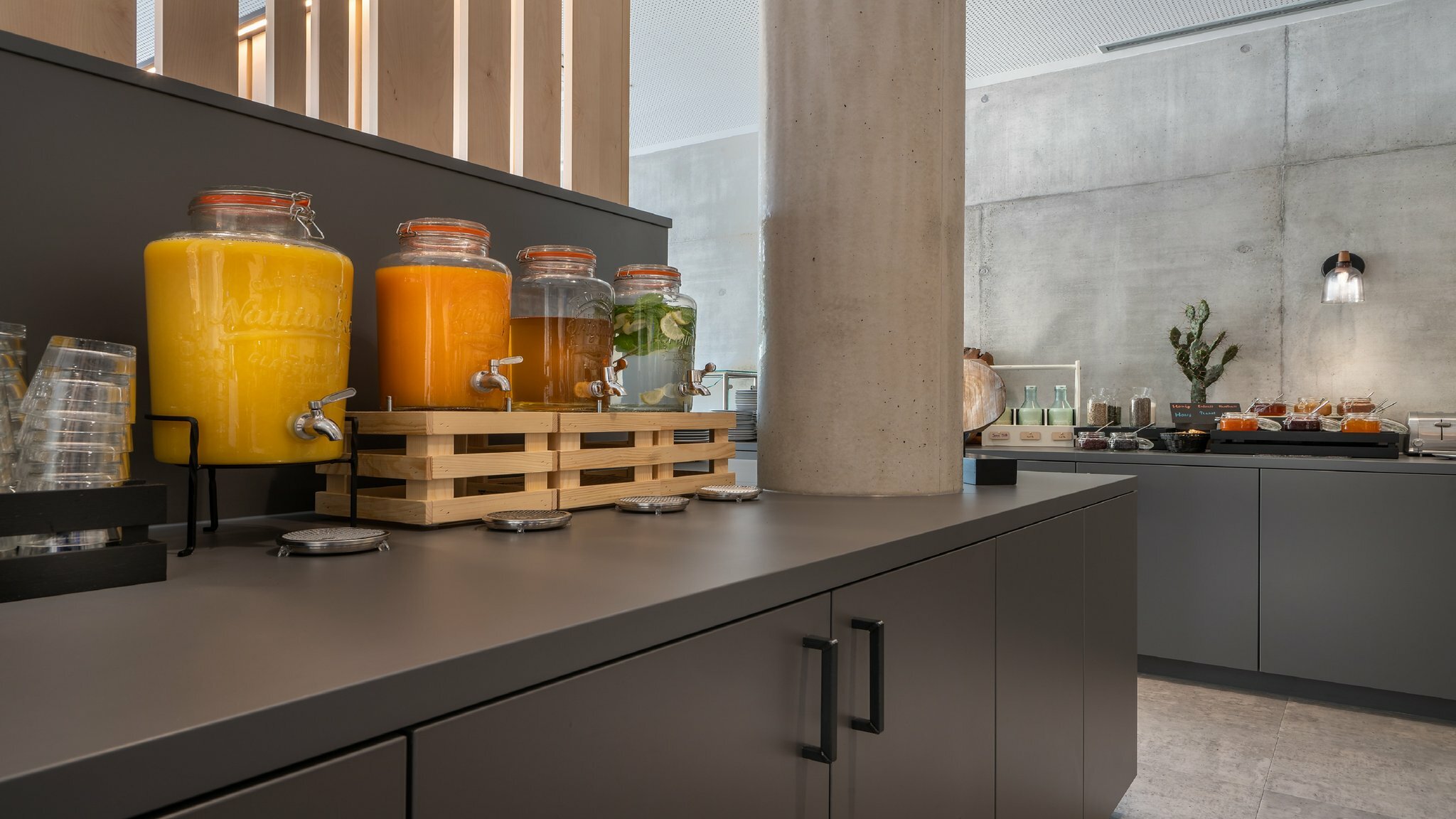 Фото The niu Timber