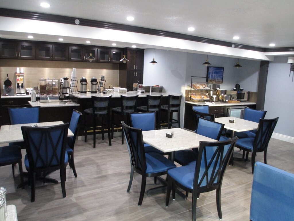 Фото Best Western Plus Diamond Valley Inn