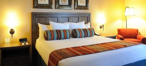 Гостиница Santa Claran Hotel Casino