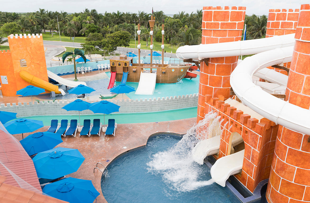 Фото Seadust Cancun Family Resort