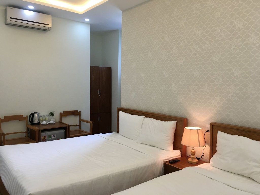 Фото Travellers Nest Hostel
