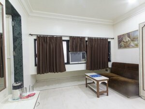 Oyo Rooms Chembur Monorail Station
