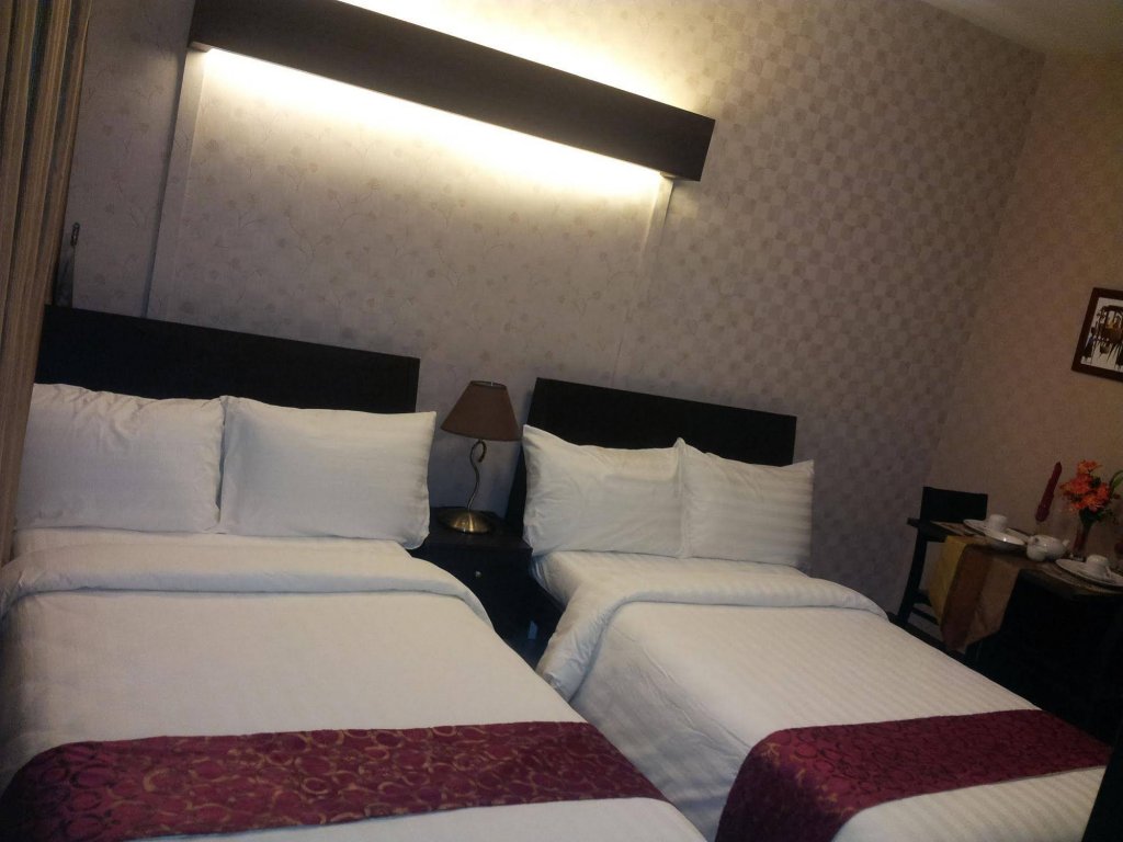 Фото Sunshine City Suites