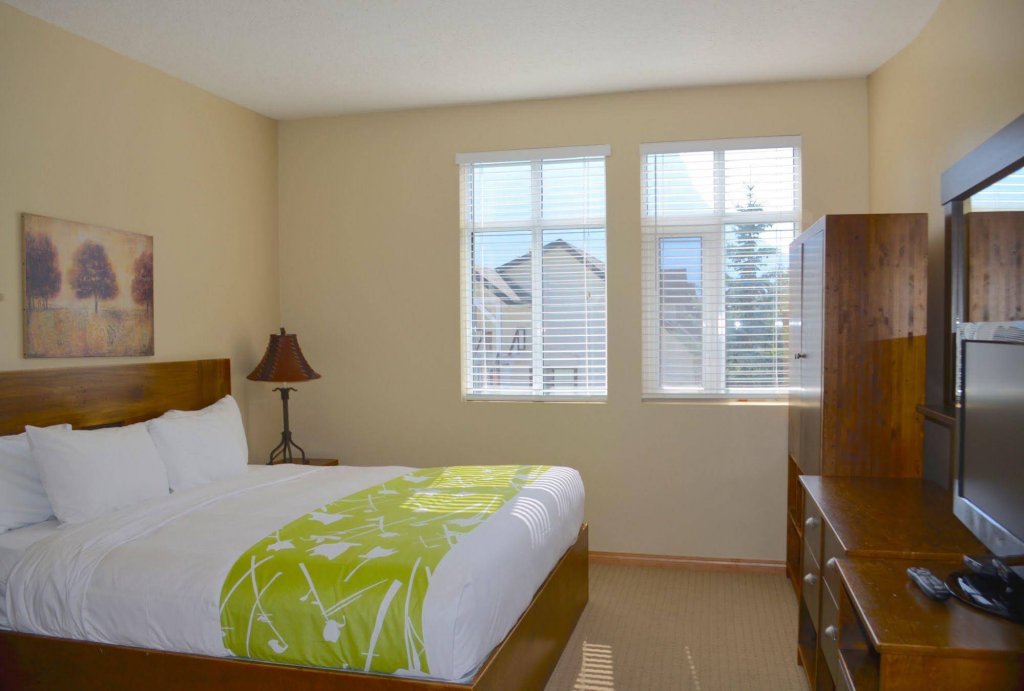 Фото Sunset Mountain Inn and SPA