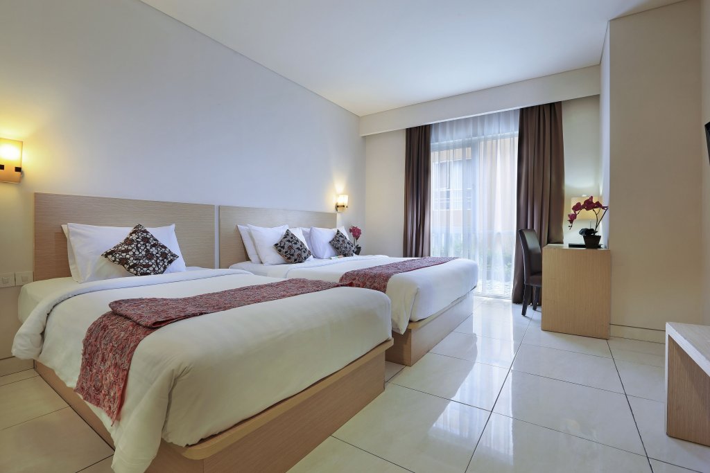 Фото The Tusita Hotel