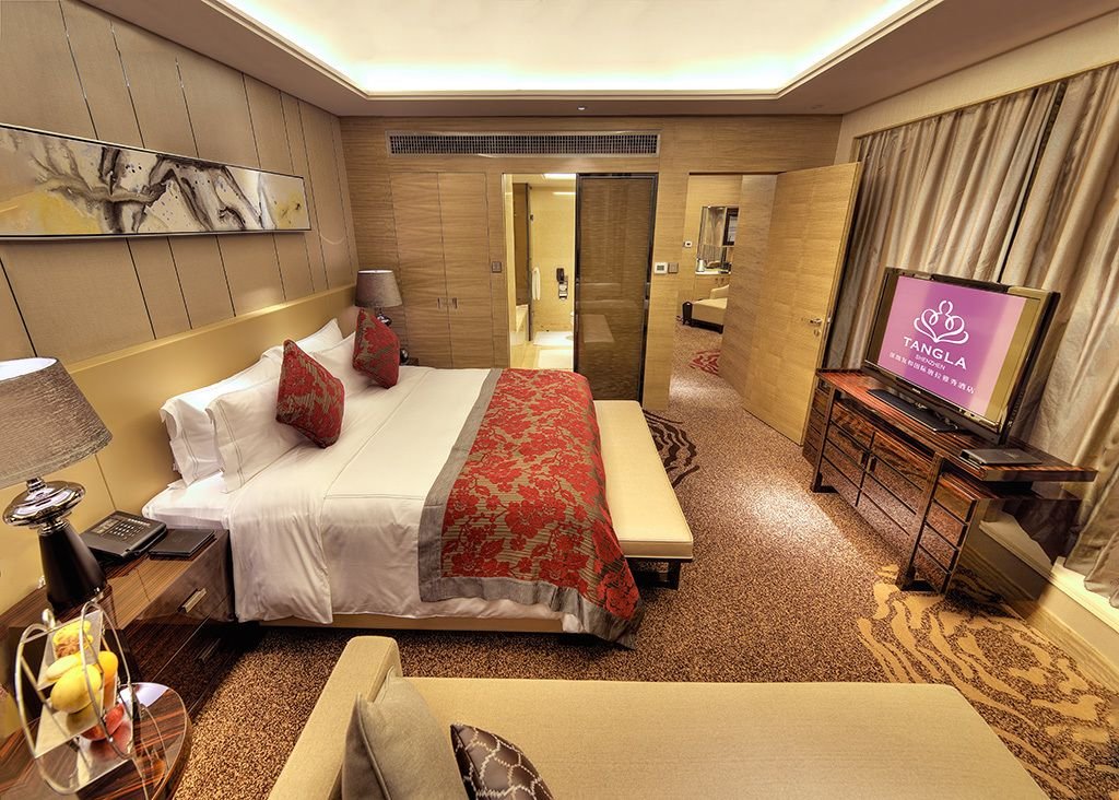 Фото Friends International Hotel