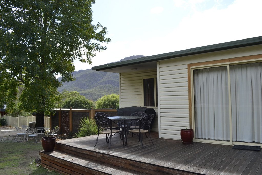 Фото The Grampians Motel & The Views Restaurant