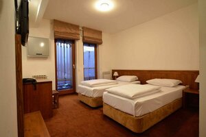 Гостиница Garni Hotel Konak