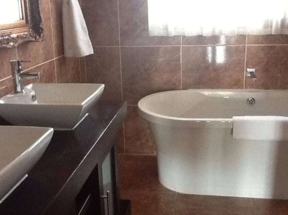 Фото Bella Casa Guesthouse