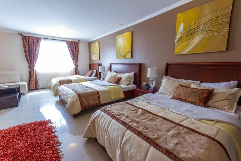 Гостиница Alejandrina Hotel в Куэнке