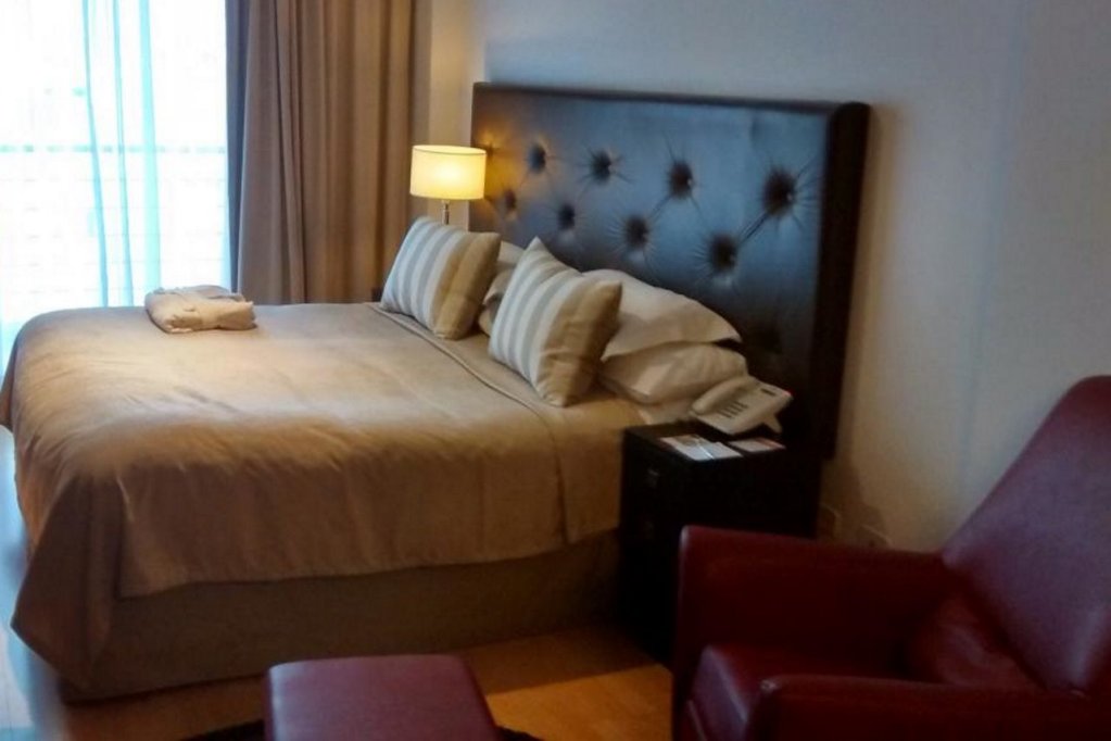 Фото Urbanica The Suites Hotel