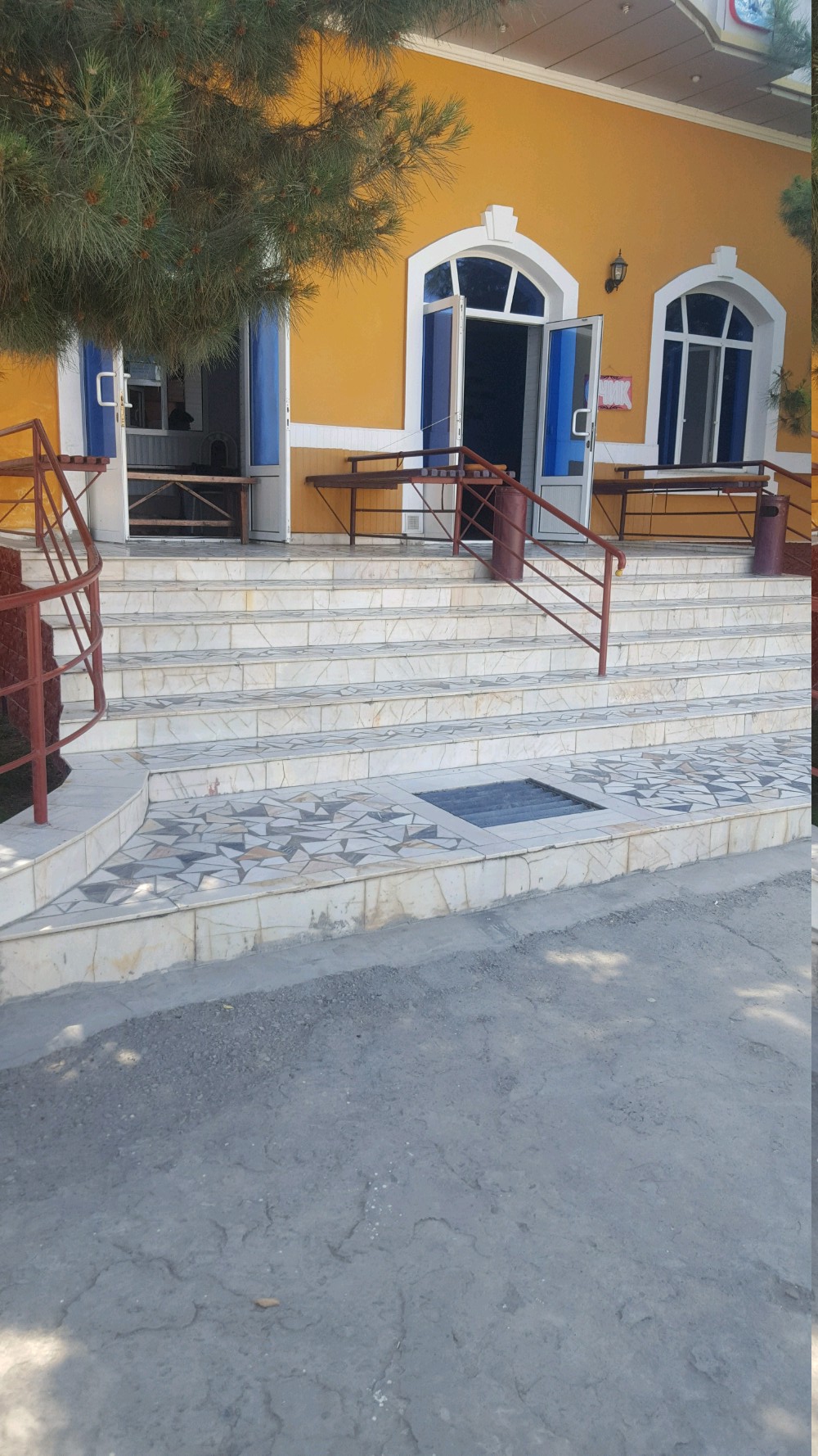 Hammomdagi jinsiy aloqa (mff)